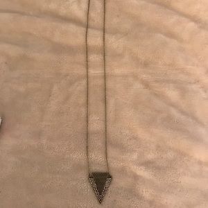 Silver arrowhead pendant necklace